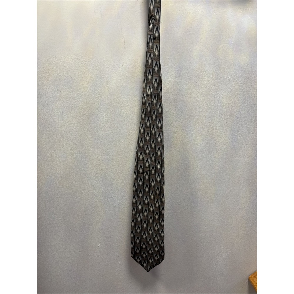Croft & Barrow Gray Hand Made 100% Silk Men's Neck Tie Made In China